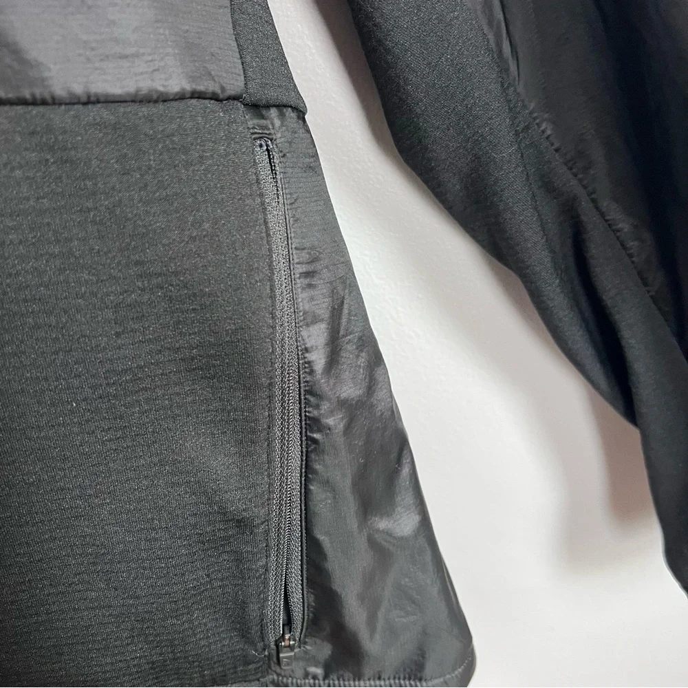 The North Face Men's Winter Warm‎ Quarter Zip Sweater Workout Running Black L